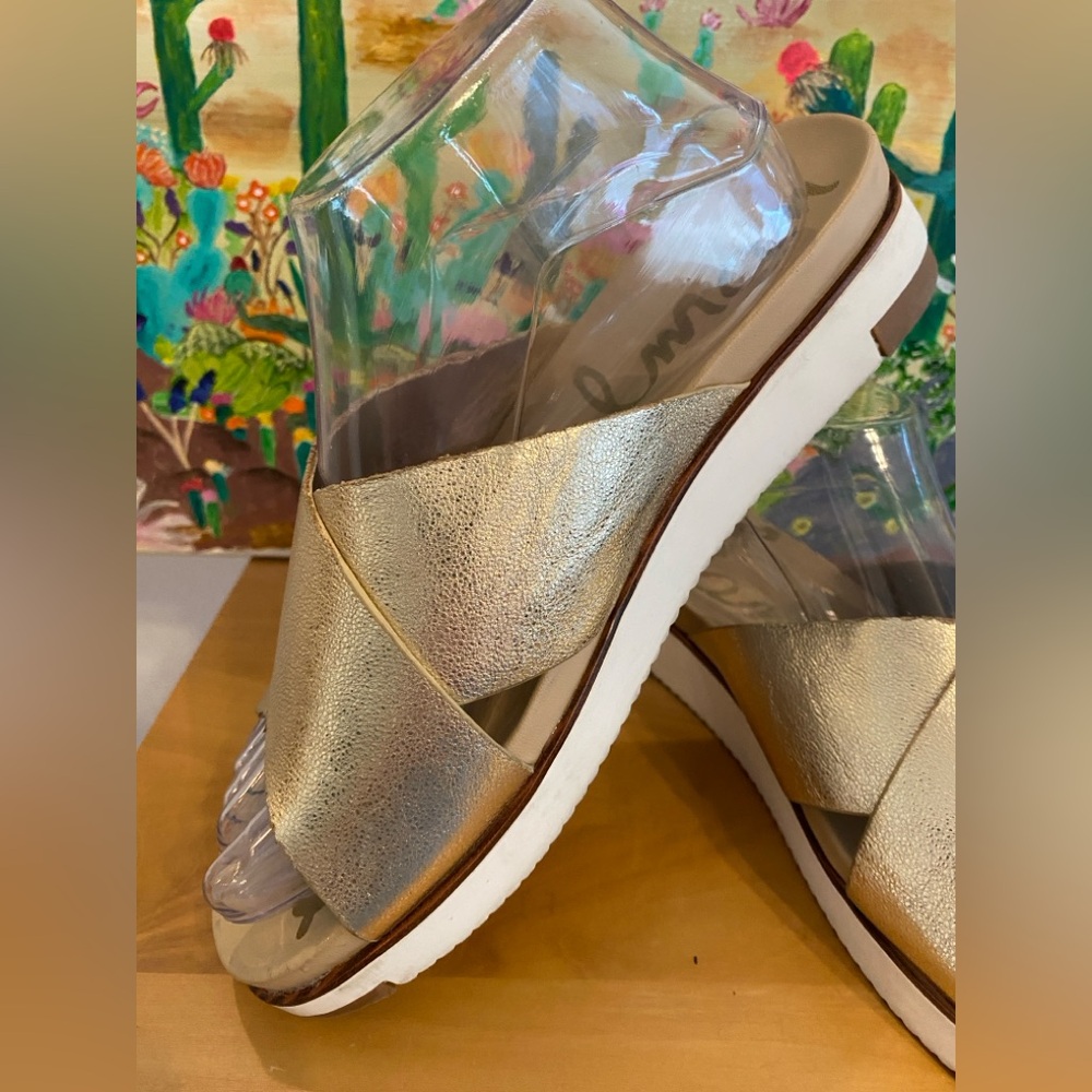 Sam Edelman Audrea Gold Slide Sandals, Women’s Size 8W